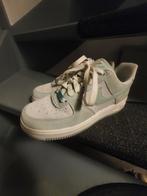 Nike airforce one mint groen, Kleding | Dames, Schoenen, Ophalen of Verzenden, Zo goed als nieuw, Groen, Sneakers of Gympen