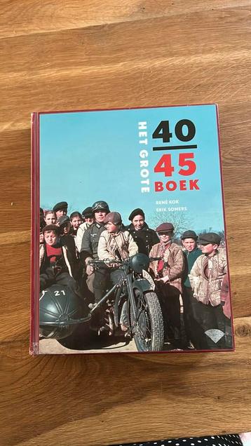 Het grote 40-45 boek beschikbaar voor biedingen
