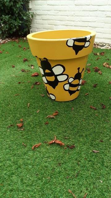 Bloembak  Plantenbak beschikbaar voor biedingen