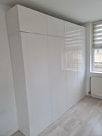 Witte kledingkast hoogglans 240cm. Leveren/Monteren mgl., Hoogglans, Ikea, Ophalen of Verzenden, Zo goed als nieuw