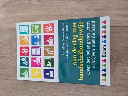 Anneloes Overvelde - Aan de slag met handschriftonderwijs, Boeken, Wetenschap, Zo goed als nieuw, Sociale wetenschap, Ophalen of Verzenden