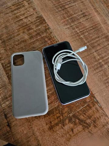 Iphone 11 paars 64GB beschikbaar voor biedingen