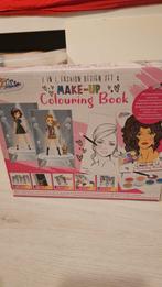 2 in 1 Fashion Design Set & Make-Up Kleurboek, Kinderen en Baby's, Speelgoed | Educatief en Creatief, Ophalen of Verzenden, Nieuw