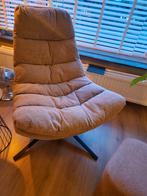 Zandgeel draaistoel met hocker, Minder dan 50 cm, Minder dan 75 cm, Ophalen of Verzenden, Zo goed als nieuw