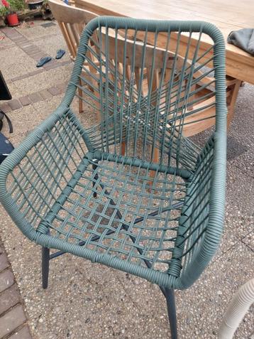 tuinstoelen  beschikbaar voor biedingen