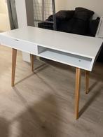 Modern wit bureau als nieuw, Huis en Inrichting, Bureaus, Ophalen, Zo goed als nieuw, Bureau