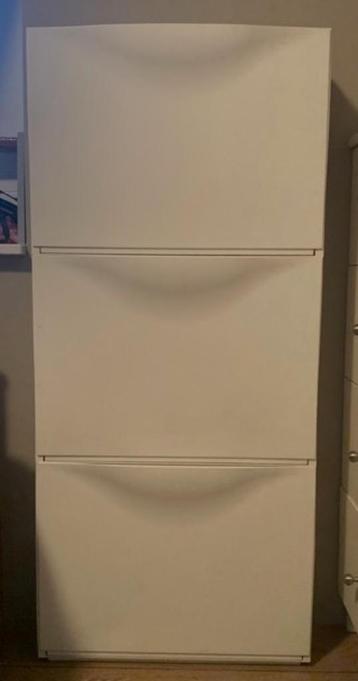 TRONES schoenenkast / opberger (3 st.). In prima staat ! beschikbaar voor biedingen