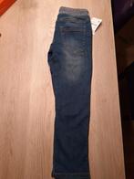Nieuwe broek met touwtje ipv knoop maat 122, Broek, C&A, Jongen of Meisje, Nieuw