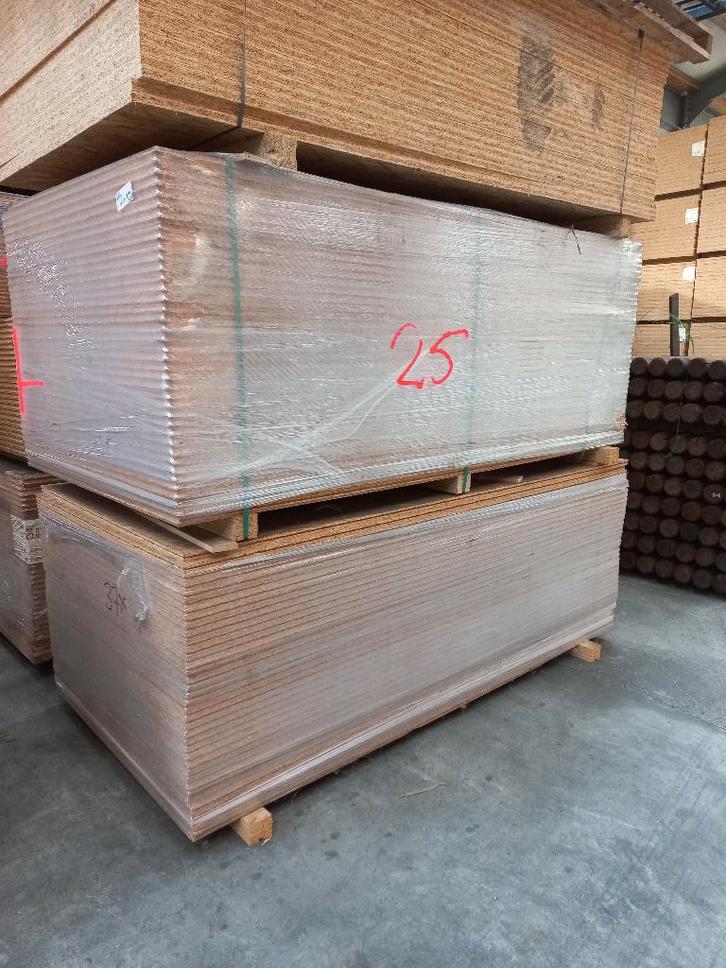 OSB Platen op voorraad. 12, 15,18, 22 en 25mm div. maten, Doe-het-zelf en Verbouw, Platen en Panelen, Nieuw, Hout, Ophalen
