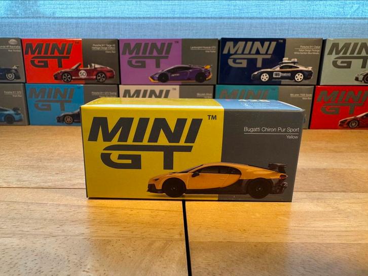 Mini GT 428 Bugatti Chiron Pur Sport Yellow, Hobby en Vrije tijd, Modelauto's | Overige schalen, Zo goed als nieuw, Auto, Ophalen of Verzenden