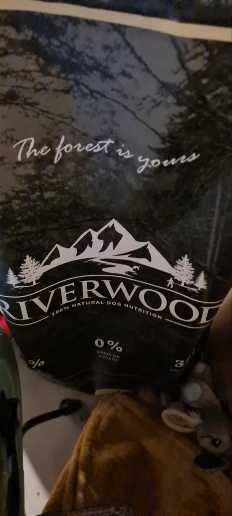 Riverwoods hondenbrokken voor senior hondje., Dieren en Toebehoren, Ophalen, Hond