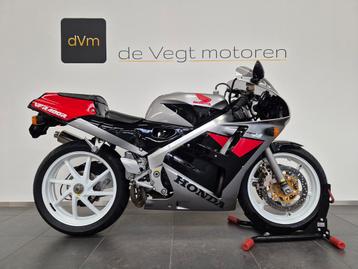 Honda VFR400R VFR 400 R VFR400 400R V4 NC30 RC30 beschikbaar voor biedingen