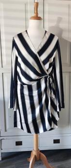 H&M satijnen wikkeljurk roomwit-zwart maat XXL, H&M, Zwart, Maat 46/48 (XL) of groter, Ophalen of Verzenden