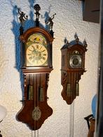 Friese StaartKlok met twee gewichten en wortelnoten loek, Ophalen