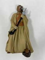 Star Wars Tusken Raider Sand people 27 cm vinyl, Ophalen of Verzenden, Nieuw, Beeldje of Buste