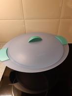 TUPPERWARE SERVEERSCHAAL MET DEKSEL, Ophalen of Verzenden, Zo goed als nieuw, Schaal