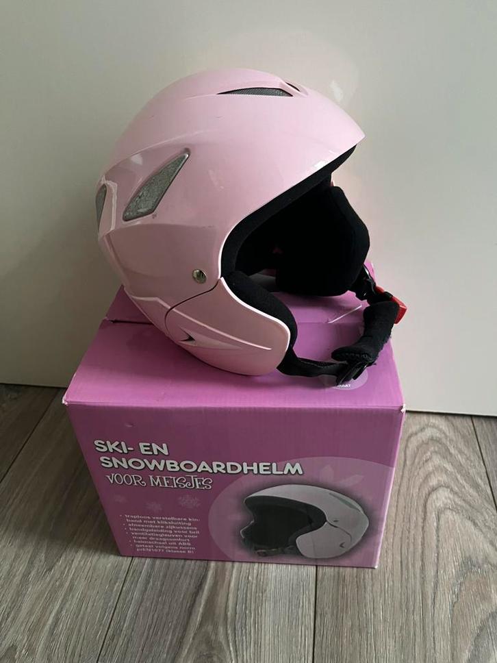 Zeer mooie licht roze ski helm kind maat S 52-54 cm., Sport en Fitness, Skiën en Langlaufen, Zo goed als nieuw, Overige typen