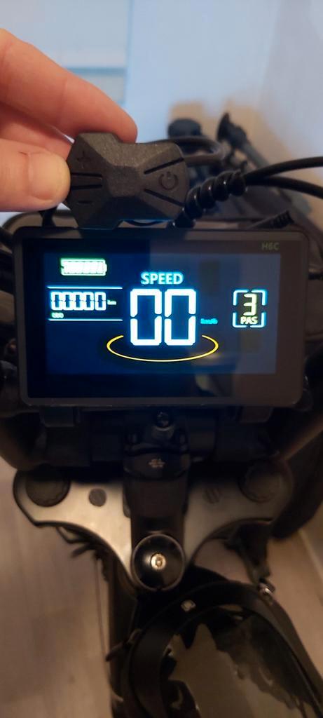 Fatbike display H6c Nieuw, Fietsen en Brommers, Fietsaccessoires | Fietscomputers, Nieuw, Snelheidssensor, Ophalen