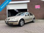 Volkswagen Bora 1.6-16V | Airco | Elektrische Ramen | Achter, Stof, Gebruikt, 4 cilinders, Beige