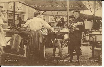 Amsterdam, Straatleven, Volksleven, Nieuwmarkt, Straattype beschikbaar voor biedingen