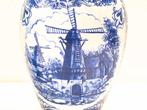 Delfts Bleau porseleinen vazen 35389, Gebruikt, Overige kleuren, Aardewerk of Porselein, Ophalen of Verzenden