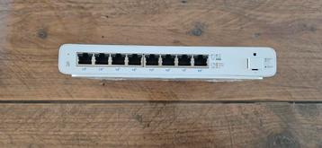Ubiquiti UISP Switch 960 – 8-poorts Gigabit Layer 2 PoE beschikbaar voor biedingen