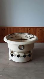 EMAILLE BEIGE 4 PITS PETROLEUMSTEL MERK HALLER., Antiek en Kunst, Antiek | Emaille, Ophalen of Verzenden