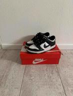 Nike panda low dunk maat 38, Ophalen of Verzenden, Zo goed als nieuw, Zwart