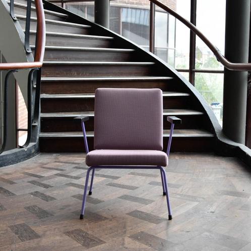 Gispen 1401 Fauteuil, Huis en Inrichting, Fauteuils, Zo goed als nieuw, Stof, 50 tot 75 cm, Minder dan 75 cm, Ophalen of Verzenden