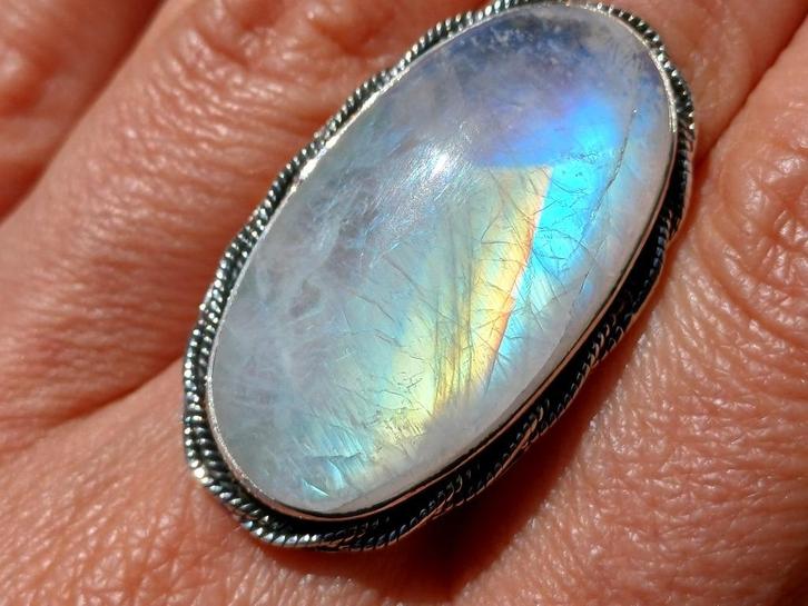Vanoli 925 zilveren ring met regenboog maansteen maat 19, Sieraden, Tassen en Uiterlijk, Ringen, Nieuw, Dame, 19 tot 20, Wit, Zilver