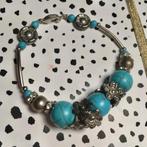 Vintage turkoois kralen zilverkleurig bedels strass armband, Overige materialen, Blauw, Ophalen of Verzenden, Zo goed als nieuw