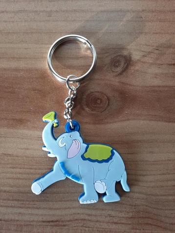 Blauw Olifantje Rubberen Sleutelhanger Olifant Rubber beschikbaar voor biedingen