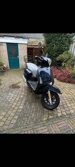 Te koop Kymco new like (2022) scooter, Ophalen, Zo goed als nieuw, Benzine, Like