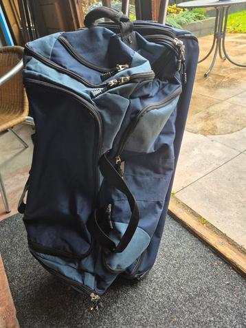 Flexibele Rolkoffer met Veel Opbergruimte beschikbaar voor biedingen