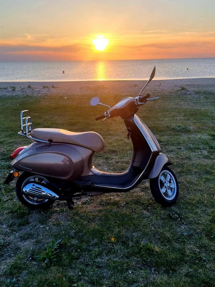 Vespa Primavera - Rijd Goed!, Fietsen en Brommers, Brommers | Vespa, Gebruikt, Ophalen of Verzenden