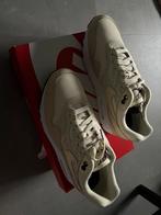 Nike air Max 1 coconut Milk 42 DS, Nieuw, Nike, Ophalen of Verzenden, Sneakers of Gympen