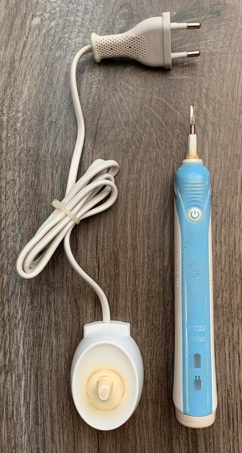 Braun: Oral B Electrische TandenBorstel, Sieraden, Tassen en Uiterlijk, Uiterlijk | Mondverzorging, Ophalen of Verzenden