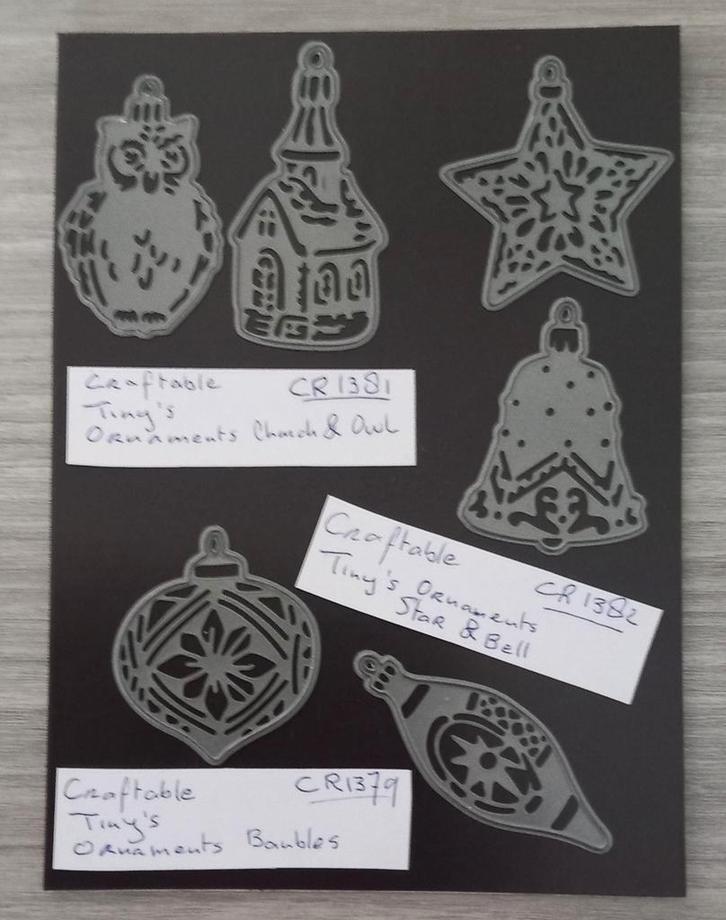 KERST stansmallen Marianne Design, Hobby en Vrije tijd, Kaarten | Zelf maken, Zo goed als nieuw, Pons of Mal, Kerst, Ophalen of Verzenden