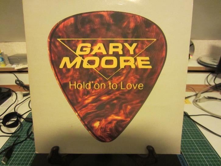 Gary Moore - Hold On To Love 12"-single, Cd's en Dvd's, Vinyl Singles, Zo goed als nieuw, Maxi-single, Rock en Metal, 12 inch