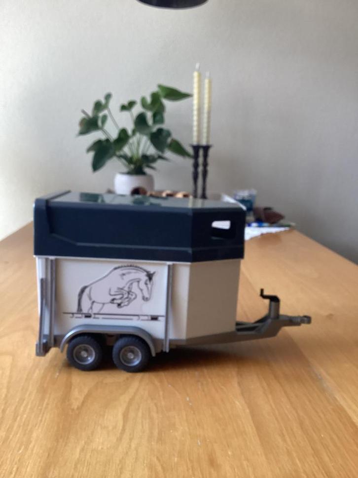 Bruder paardentrailer. In zeer goede staat, Kinderen en Baby's, Speelgoed | Speelgoedvoertuigen, Zo goed als nieuw, Ophalen of Verzenden