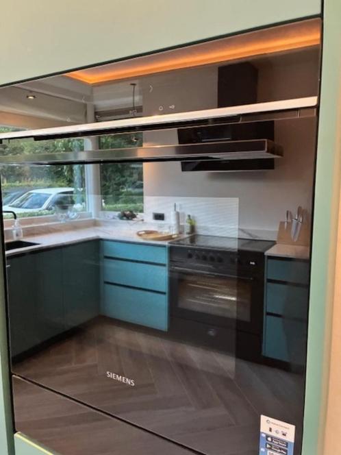 Siemens Hetelucht oven. Nieuw in doos, Witgoed en Apparatuur, Ovens, Nieuw, Inbouw, Oven, 45 tot 60 cm, 45 tot 60 cm, Hete lucht