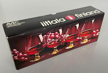 IIttala Finland 4 AVEC brandy glazen nieuw in doos jaren 70 beschikbaar voor biedingen