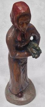 Sculptuur Sprokkelvrouwtje Sieraardewerk PETRI Tegelen gesig, Ophalen of Verzenden