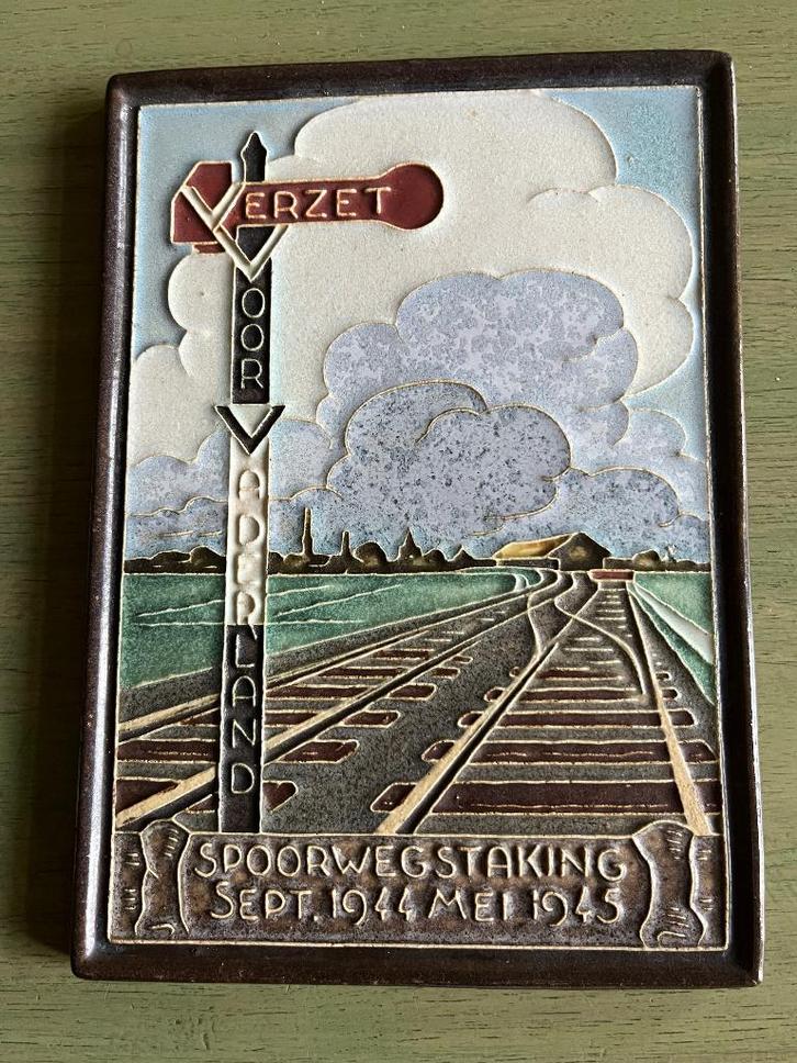 Cloisonné tegel, De Porceleyne Fles, Royal Delft, Antiek en Kunst, Curiosa en Brocante, Ophalen of Verzenden