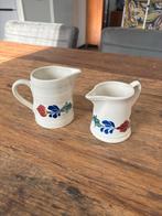 Twee Boerenbont Melkkannetjes, Gebruikt, Overige typen, Ophalen of Verzenden, Aardewerk
