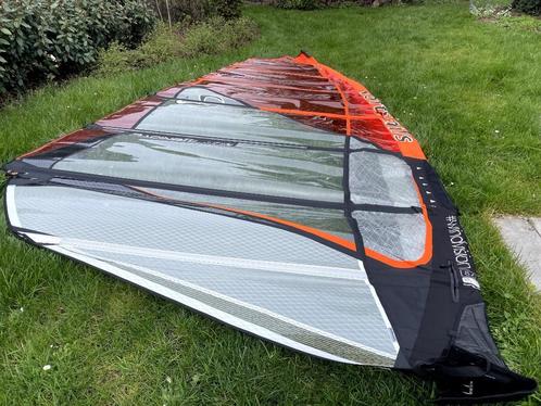 Loft Racing Blade 8.6 (nieuw), Watersport en Boten, Windsurfen, Nieuw, Zeil, Minder dan 250 cm, 7 m² of meer, Ophalen of Verzenden