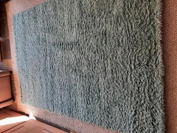 Prachtig vloerkleed 2,30 x 1,60 beschikbaar voor biedingen