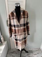 Lang geblokt vest met capuchon - Maat L, Ophalen of Verzenden, Zo goed als nieuw, Maat 42/44 (L)