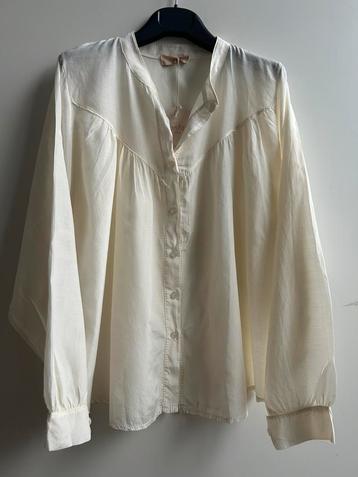 FANFAN losvallende blouse mt TU beschikbaar voor biedingen
