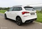 Skoda Kamiq 1.5 TSI ACT Monte Carlo / Pano / Nieuwstaat, Auto's, Skoda, Stof, Zwart, 4 cilinders, Wit